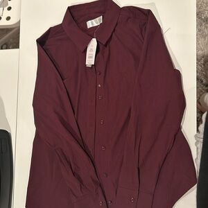 Time and Tru Womens Fitted Stretch Metropolis
Burgundy Button Down Shirt Size L